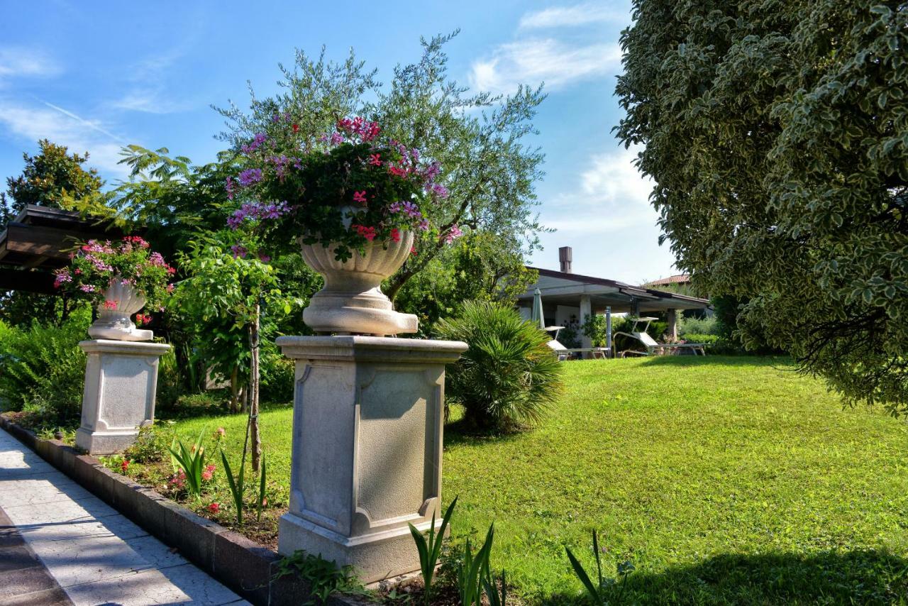 マネルバ・デル・ガルダCasa Mariaアパートメント エクステリア 写真